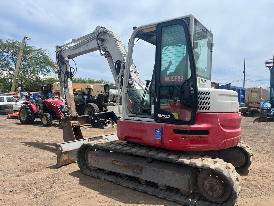 2018 TAKEUCHI TB280FR