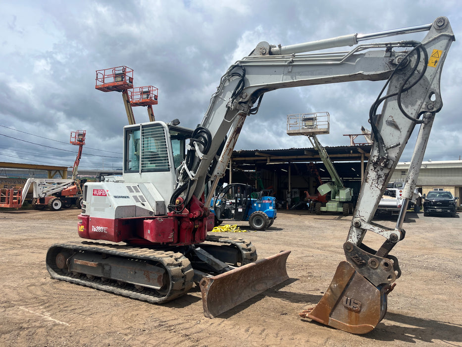 2018 TAKEUCHI TB280FR
