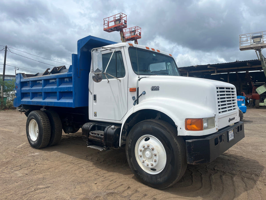 1998 INTERNATIONAL 4700