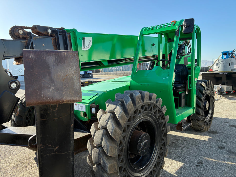 2017 SKYTRAK 10054