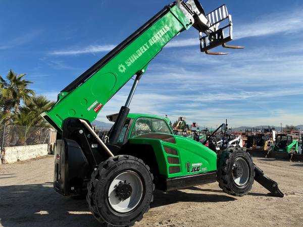 2019 JLG 1255 ENCLOSED CAB